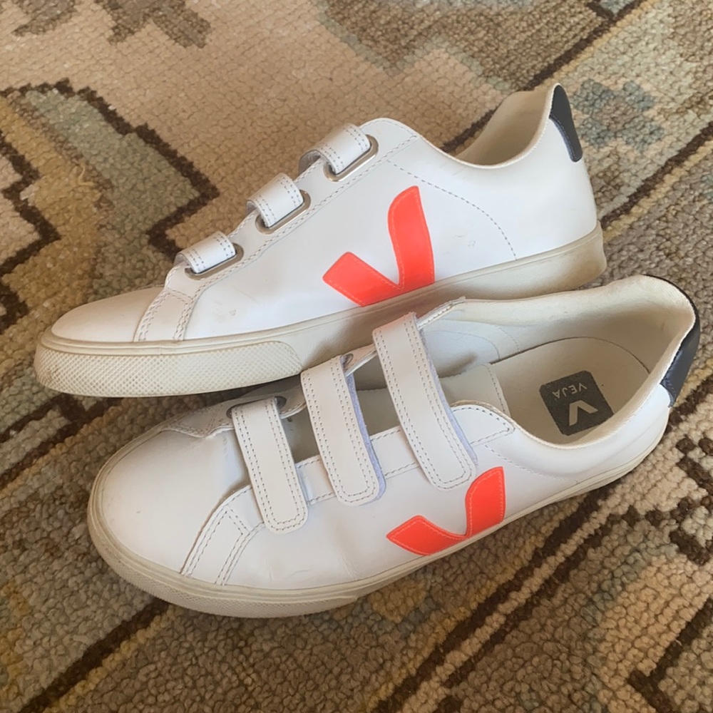 VEJA Velcro sneakers 9